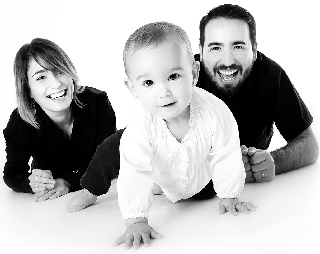 Familia protegida con seguro de vida - Protección financiera familiar